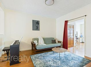 13A 2nd St #3, Brooklyn, NY 11231