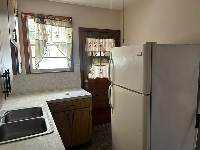 7511 N Shore Dr — Photo 10