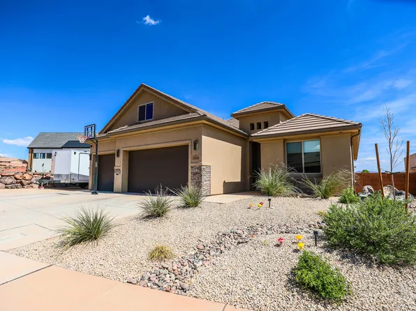 1930 N Creek Side Ct, Washington, UT 84780