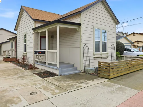 2155 Chestnut St, Livermore, CA 94551