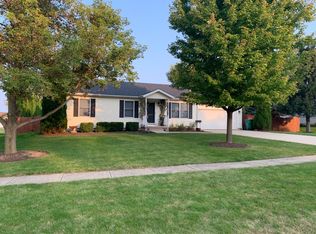 708 Sandra St, Kingston, IL