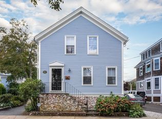 96 3rd St, Newport, RI 02840