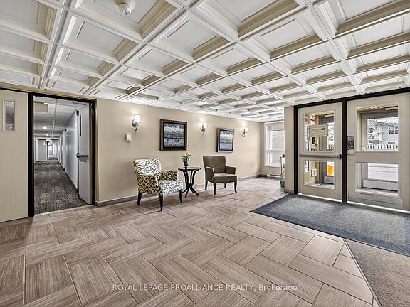 3rd image of 820 Laurier Blvd #205