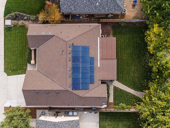 2nd image of 553 S Apricot Ave