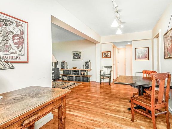 2nd image of 2550 Independence Ave SW #6G