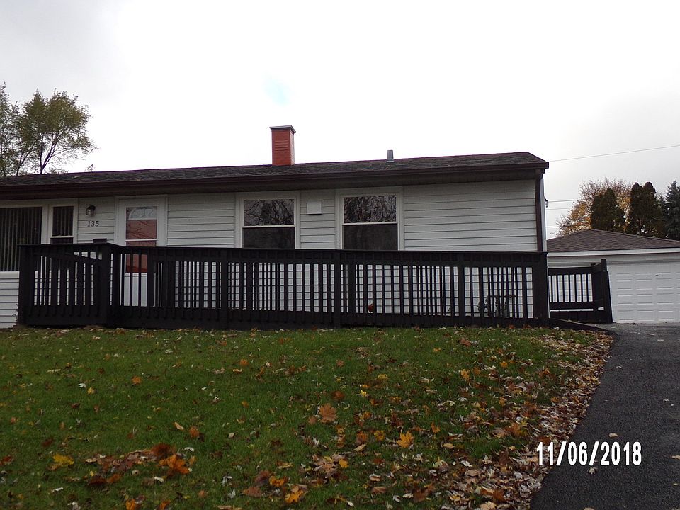 1st image of 135 Madera Cir