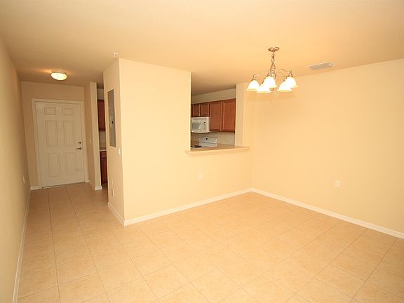 3rd image of 9073 Gervais Cir #1005-1