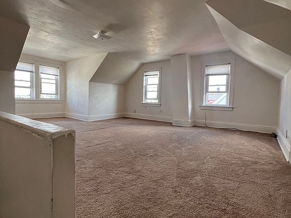 Attic room 200 sq ft.