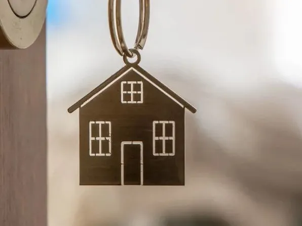 Churchwood Apartments, 100 Churchwood Ln, Milton, KY 40045