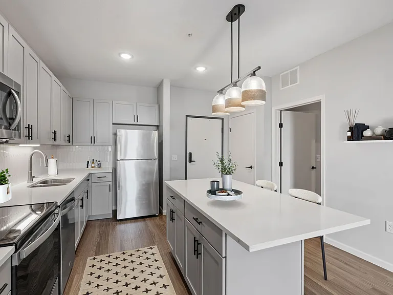 Merino - 1 Bed / 1 Bath - 671 Sq.Ft.