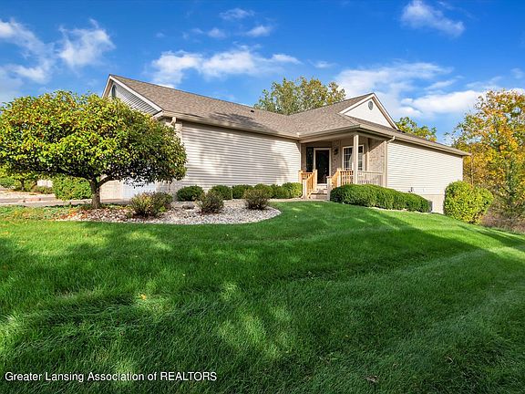 3rd image of 1802 Willow Creek Dr #37
