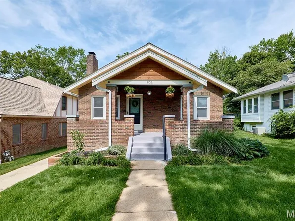 805 Leonard Dr, Saint Louis, MO 63119