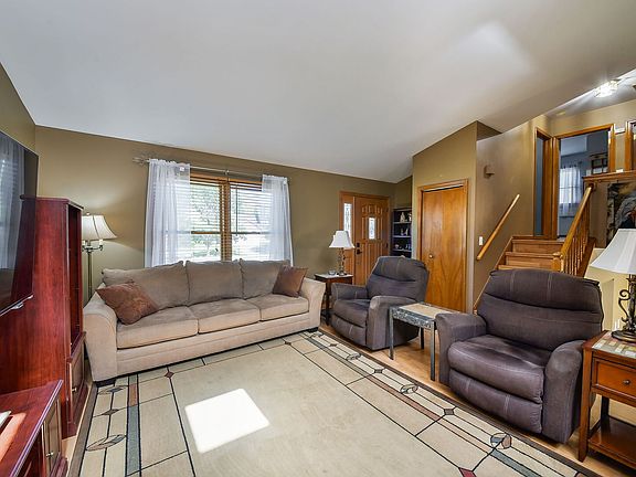 4th image of 2268 Salisbury Dr