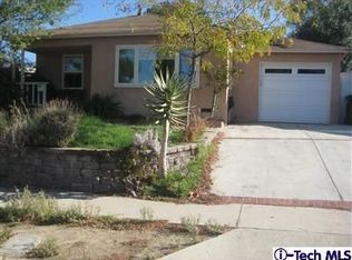 10960 Whitegate Ave, Sunland, CA 91040