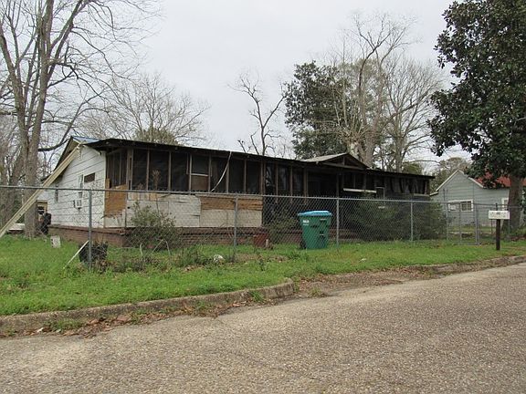 3rd image of 22531 8th Ave