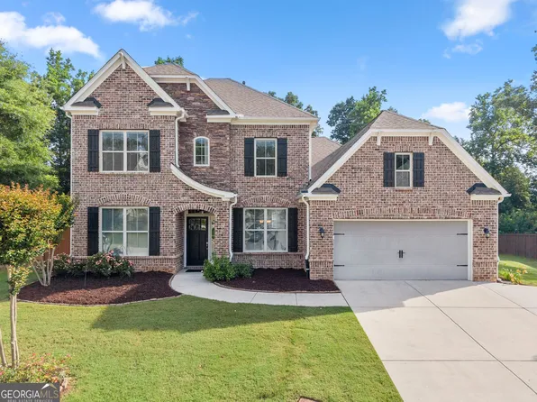 1648 Applecress Ct, Hoschton, GA 30548