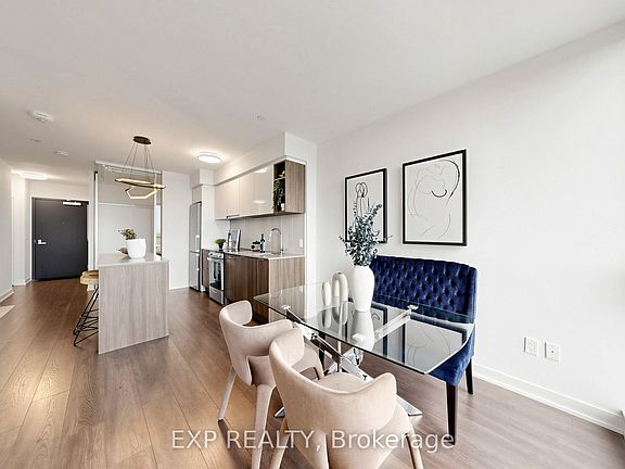 3rd image of 31 Tippett Rd #611