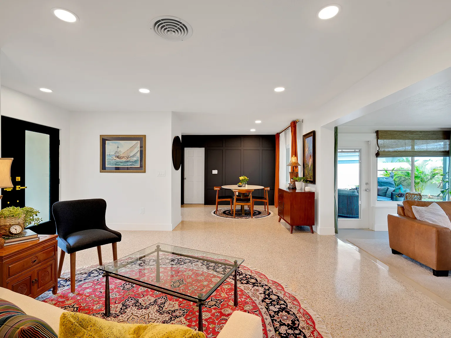 3 bed, 1911 sqft, $4,300 — Photo 3