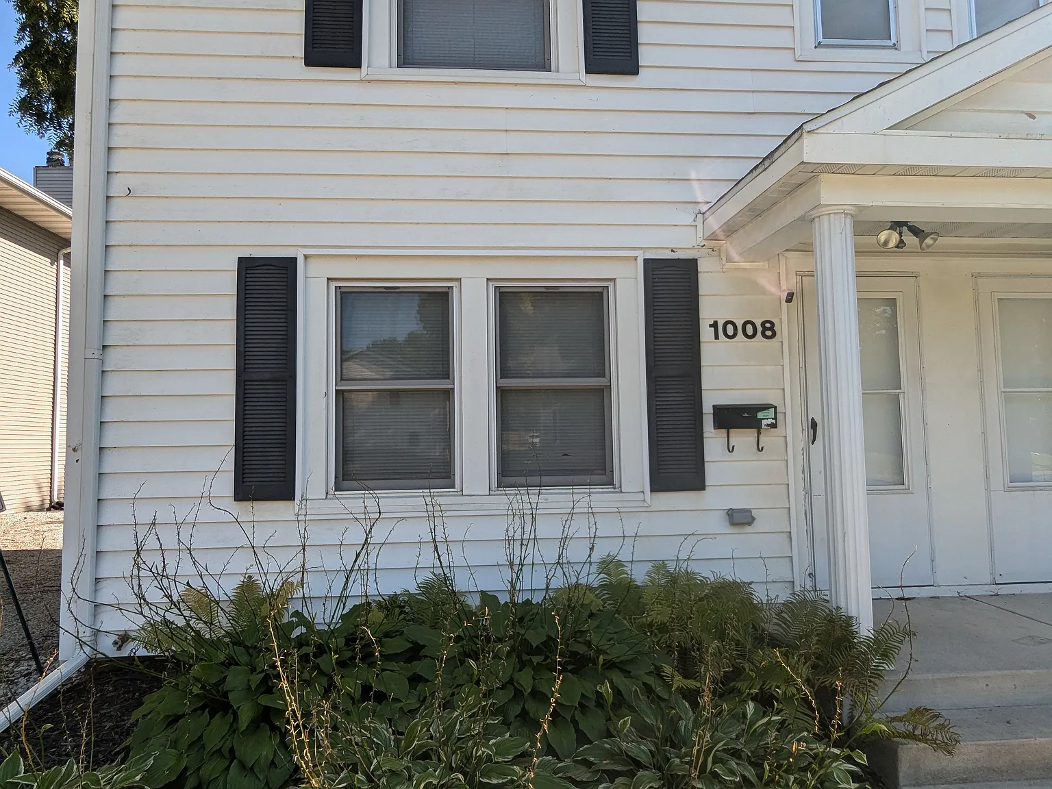 2 bed, 1000 sqft, $1,200 — Photo 2