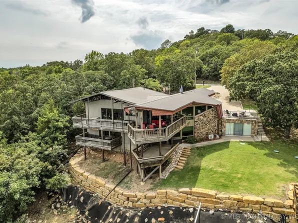 1290 W Lakeshore Blf, Cleveland, OK 74020