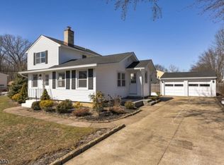 39 Vail Rd, Parsippany, NJ 07054