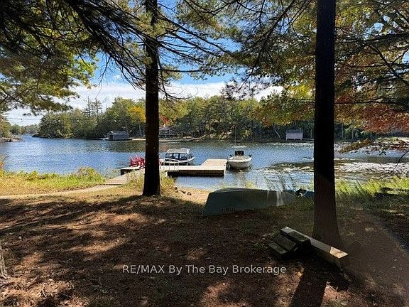 2nd image of 10158 Georgian Bay Rd
