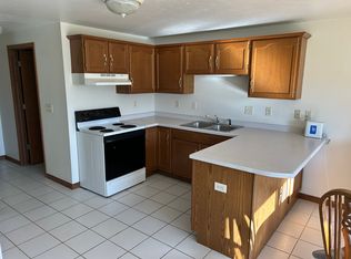 907 Grant St, De Pere, WI 54115