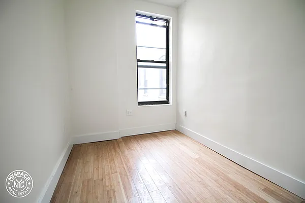 Rented by MySpaceNYC | media 2