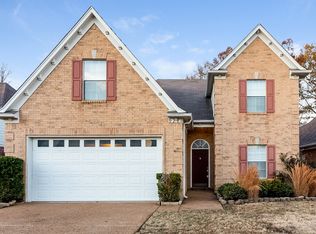 9280 N Fairmont Cir, Collierville, TN 38017