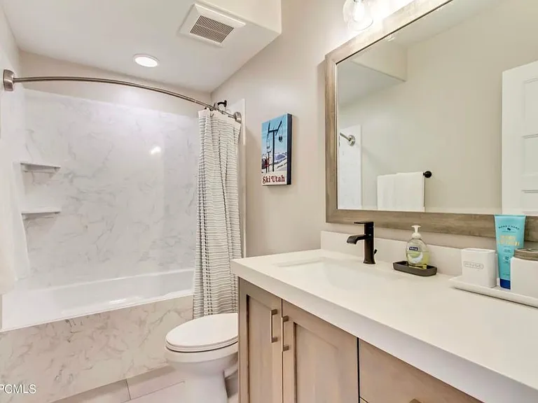 11443 N Perspective Dr — Photo 20