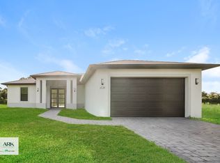 6129 Higgins Ave, Fort Myers, FL 33905