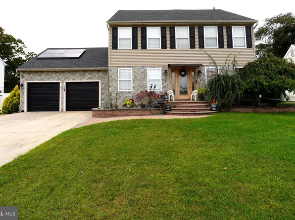 609 Harper Dr, Glassboro, NJ 08028