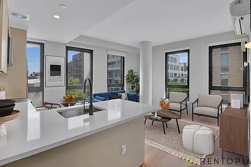 130 Hope St Photo 1