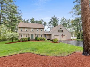 54 King Hill Rd, Hanover, MA 02339