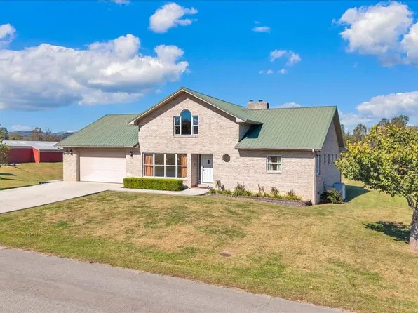 447 Blaircroft Rd, Pennington Gap, VA 24277