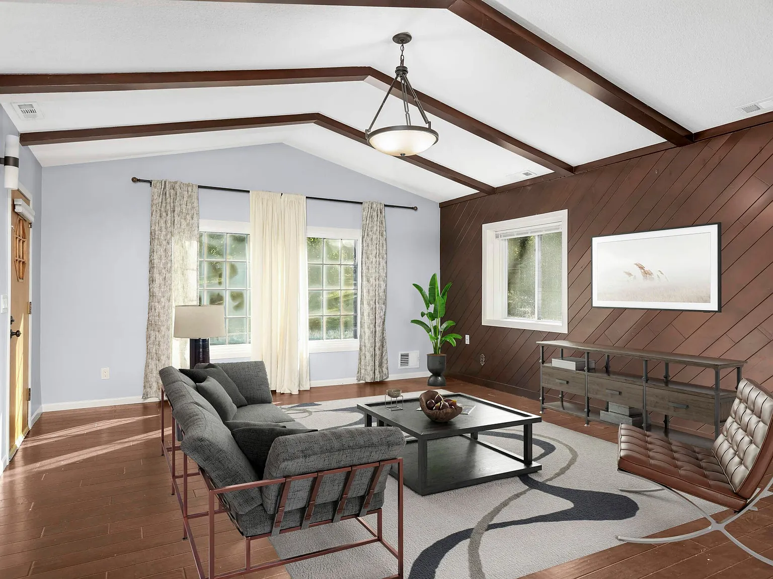 2 bed, 1.0 bath, 1200 sqft, $1,975 — Photo 2