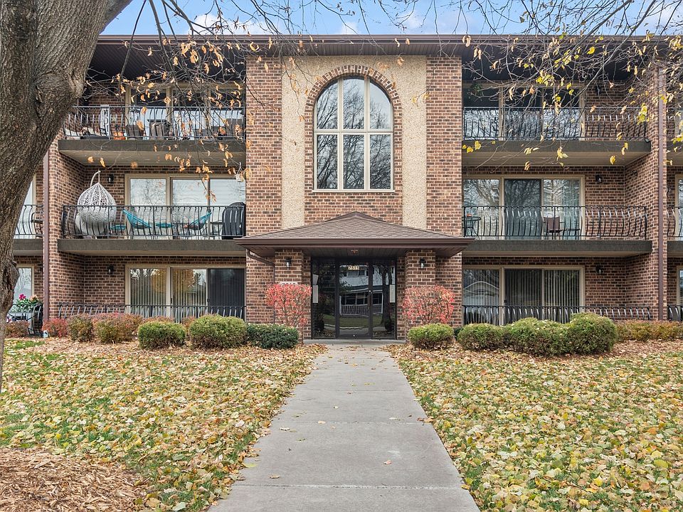 1st image of 7515 Sheridan Dr APT 3D