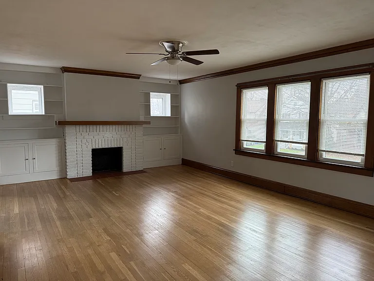 14432 Delaware Ave #B — Photo 16