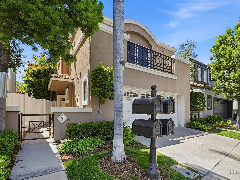 51 Barbados Dr
