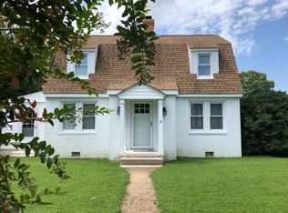 10294 Newport St, Battery Park, VA 23304