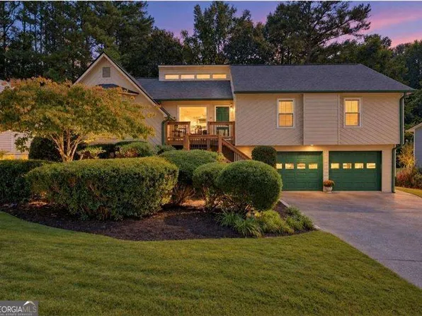 1151 Norfolk Dr NW, Acworth, GA 30102