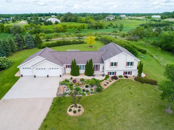 4663 Jackrabbit Trl NW, Alexandria, MN 56308