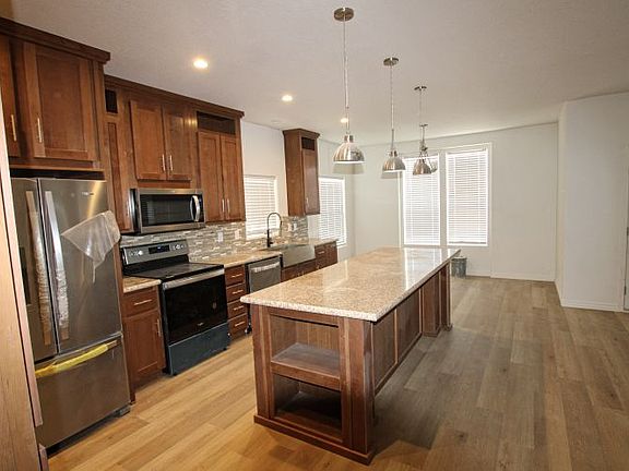 Kitchen - View to Dining Area