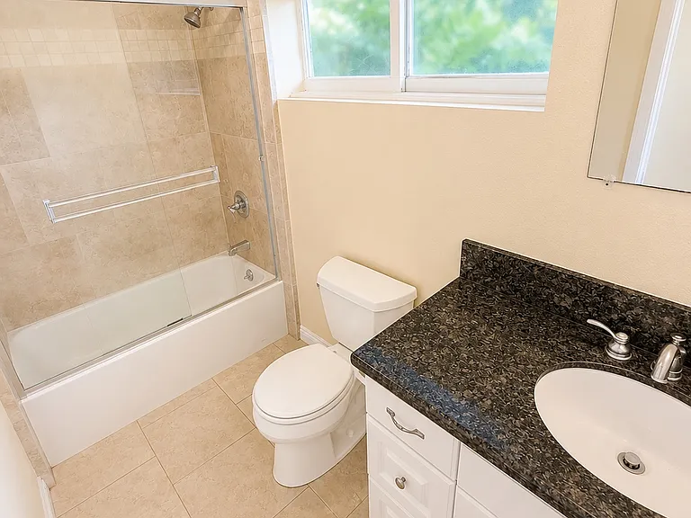 167 Makawao St — Photo 13
