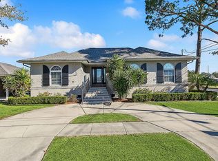 1301 Poinsettia Dr, Metairie, LA 70005