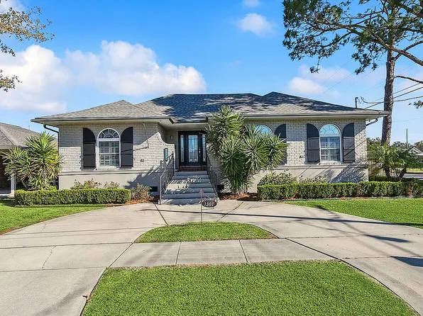 1301 Poinsettia Dr, Metairie, LA 70005