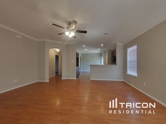 2nd image of 2217 Sweetwood Dr