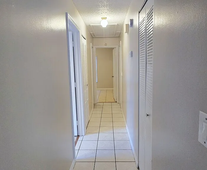 1423 Montana Ave — Photo 29