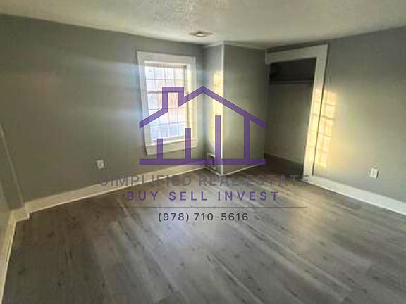 5th image of 418 River St #A