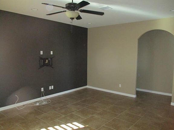 4th image of 14379 N Cave Dr